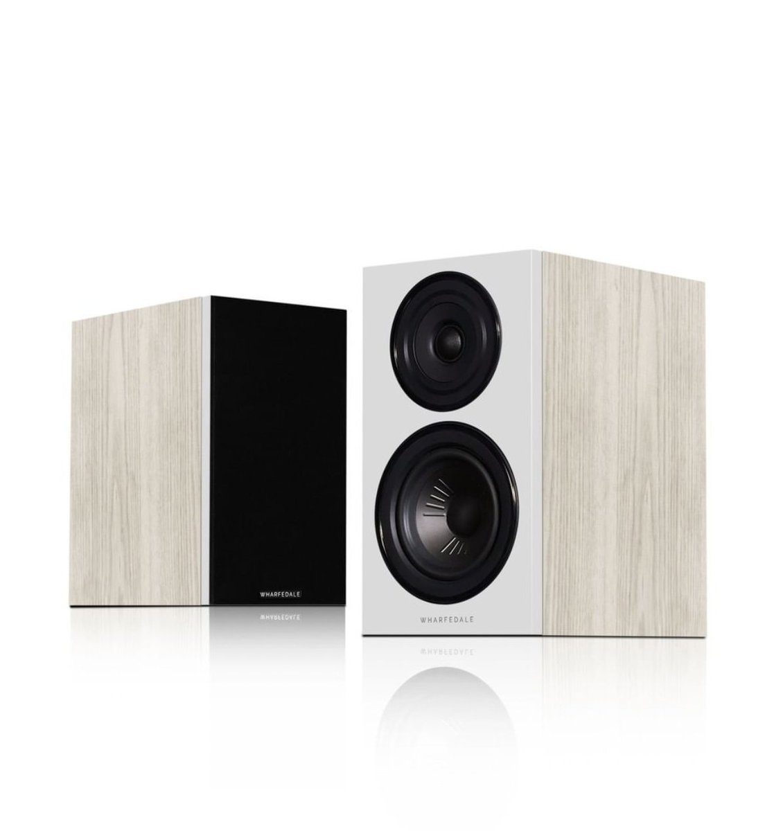 wharfedalehifi's tweet photo. Throwback Thursday ๐จ
Diamond 2 vs. Diamond 12.1 ๐
The Diamond Series just keeps getting better and better - who remembers the previous iterations?
#Wharfedale #Diamond12 https://t.co/gvkSqVGCM8