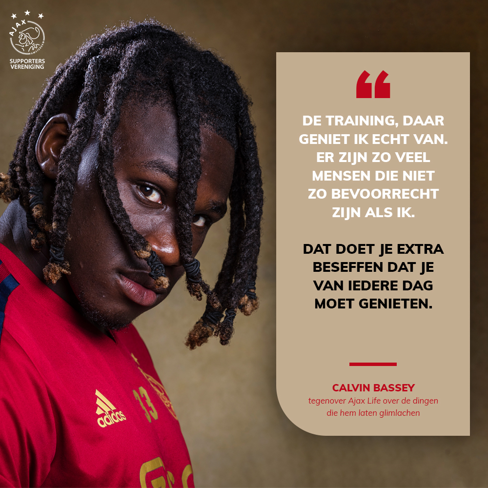 Bassey probeert het maximale uit zijn leven te halen en wordt al heel blij van kleine dingen. 💬 #ajax