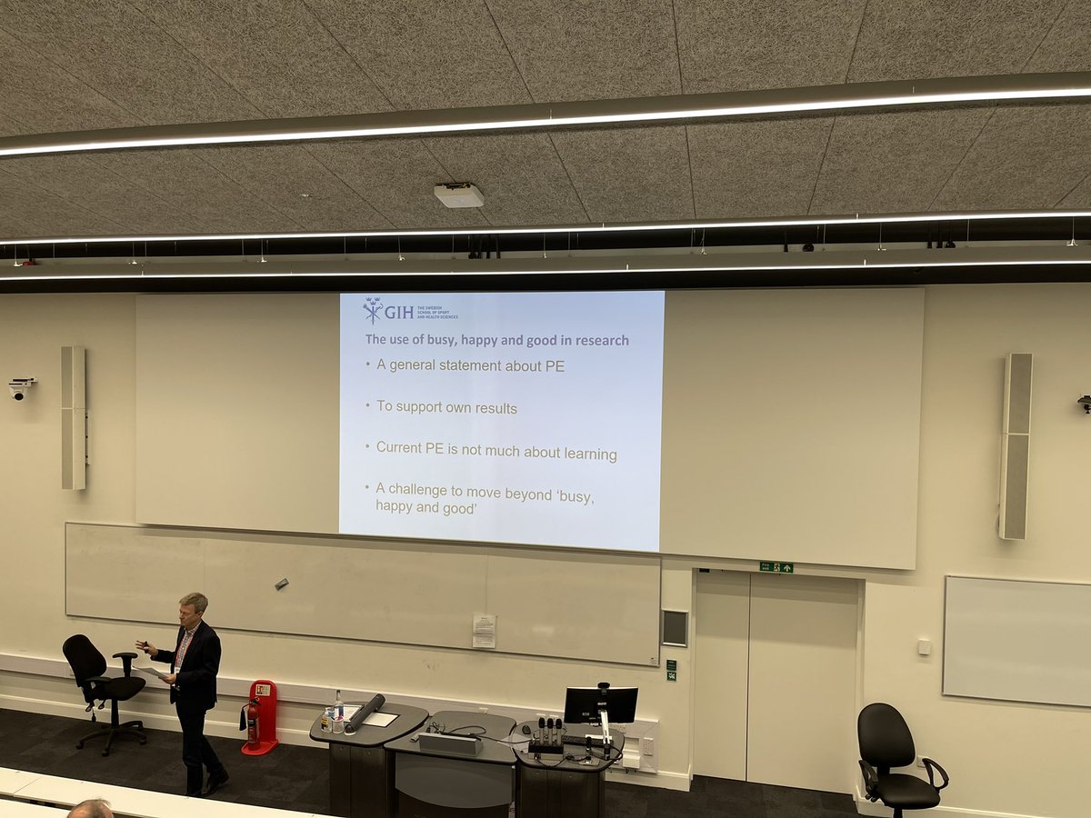 <a href="/MQuennerstedt/">Mikael Quennerstedt</a> leads on our work on busy, happy and good in PE at #BERA2022 @DillonLandi @pesp_sig