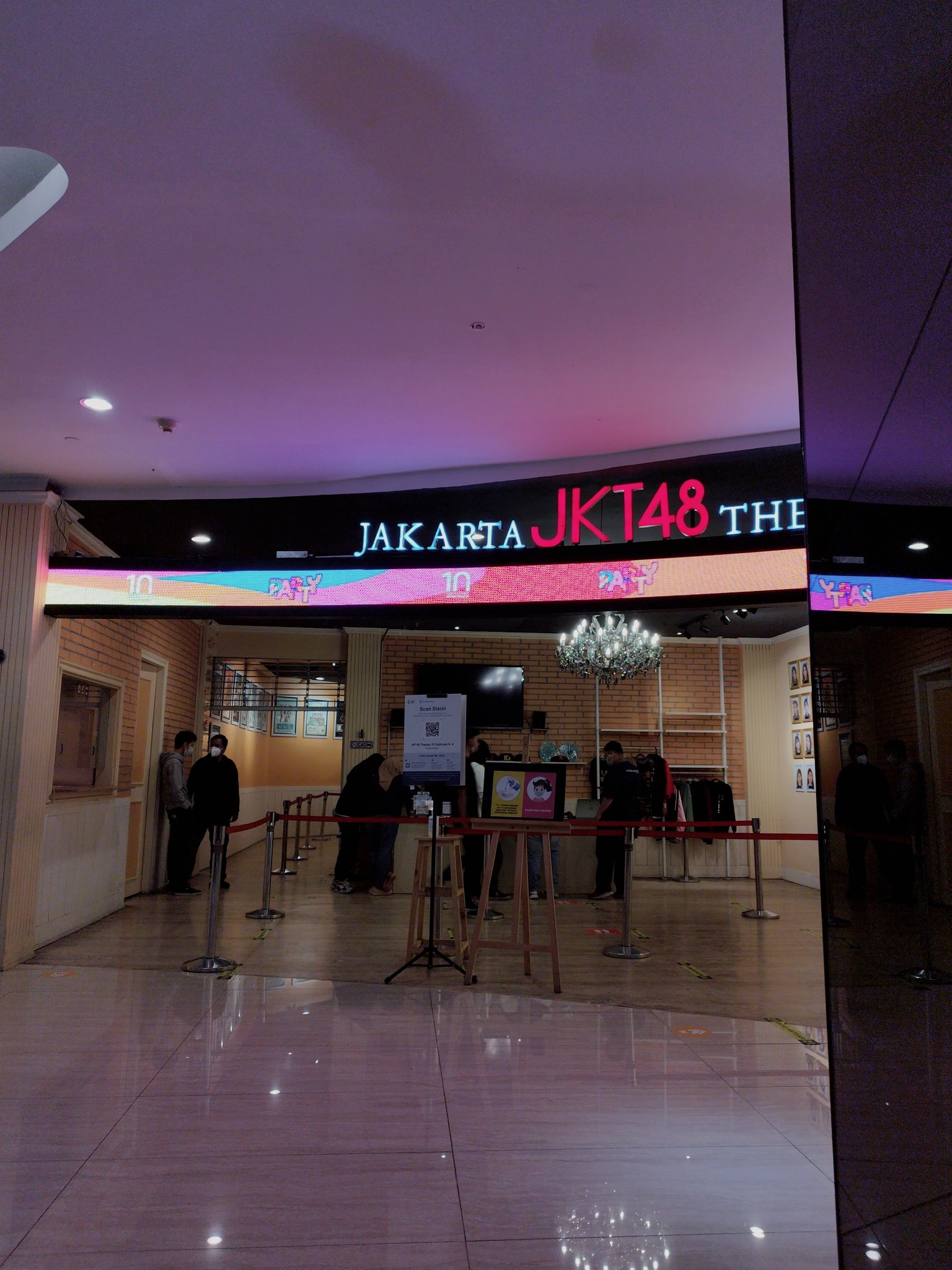 Slooo on Twitter "Harihari jeketian yaga! ️ JKT48Theater10thAnniv