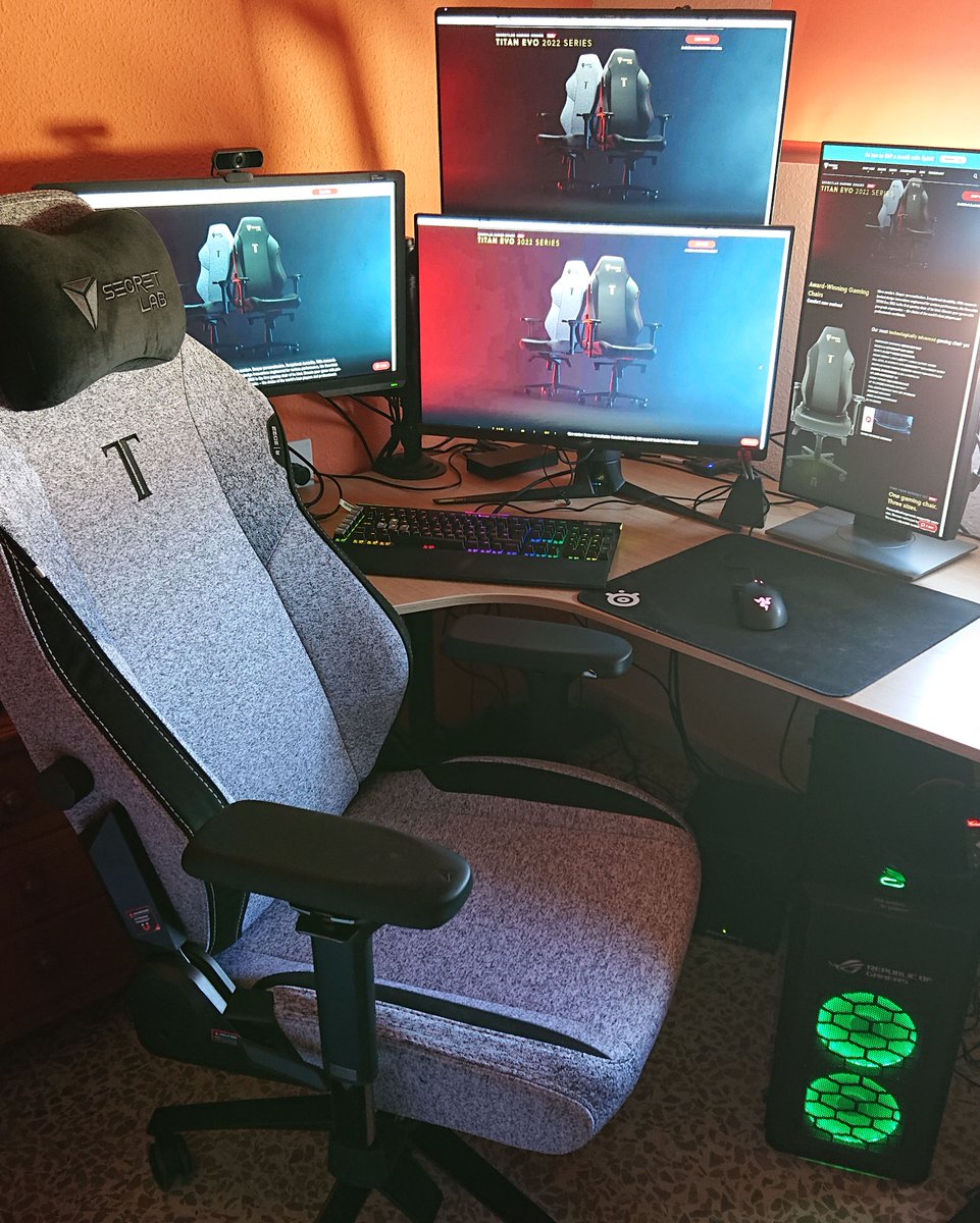 Jstyl_8's tweet photo. #Secretlab nicee, +10 aim😗 https://t.co/qtwaOcAMMv