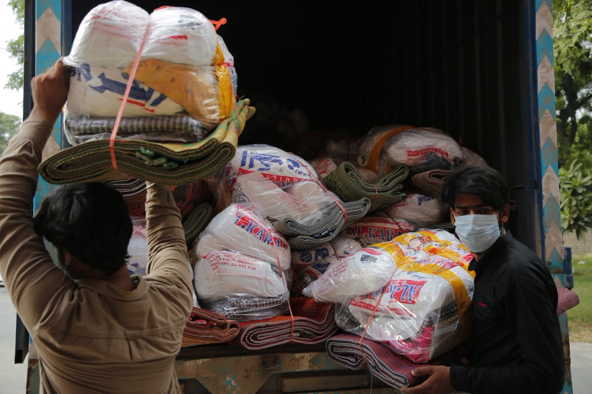 AliZFoundation's tweet photo. AZF, in collaboration with @LahoreUhe, PHEA and the UHE Alumni Assoc., sent off a truck carrying tents, clothes, clean water, feminine care products and other critical amenities for 100 families in flood-ravaged Sindh.        
Help us by donating today: https://t.co/8TL8eos2NC https://t.co/ZkrROdJaol