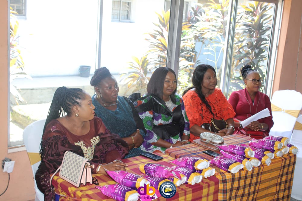 BodyboldEcopads's tweet photo. 📌Kindly assist just 5 girls have access to our menstrual hygiene workshop tomorrow in PH. We want to teach MENSTRUATORS especially underserved girls how to produce ECOFRIENDLY SANITARY PADS, and for them to start a business aroun it. Helping these girls will change their lives🙏 https://t.co/BK3WapCZB4
