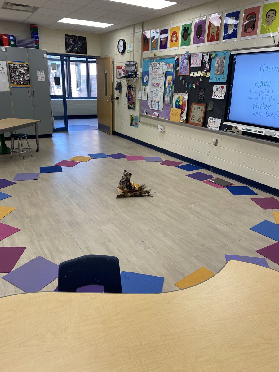 elizabethjosel1's tweet photo. #circle time is ready and waiting for the hearts to fill the space with love and connection #gwgreats #wayzatacreates https://t.co/HYpGwvl8Pk