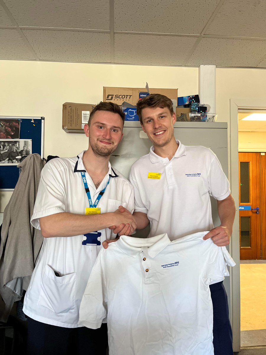 TomMal3's tweet photo. #WorldPhysiotherapyDay Grateful to work with such amazing people in a great place @AhpsBarnsley 

Really enjoying my time within the Surgery team, with endless support and development opportunities! https://t.co/Nej3OrU3Gw