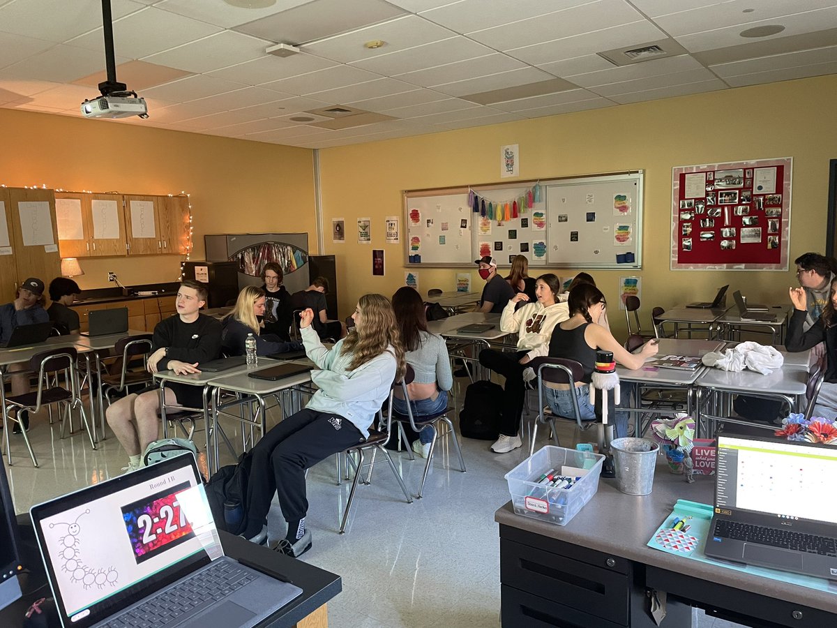WHRHS-Mrs. Edkin tweet media