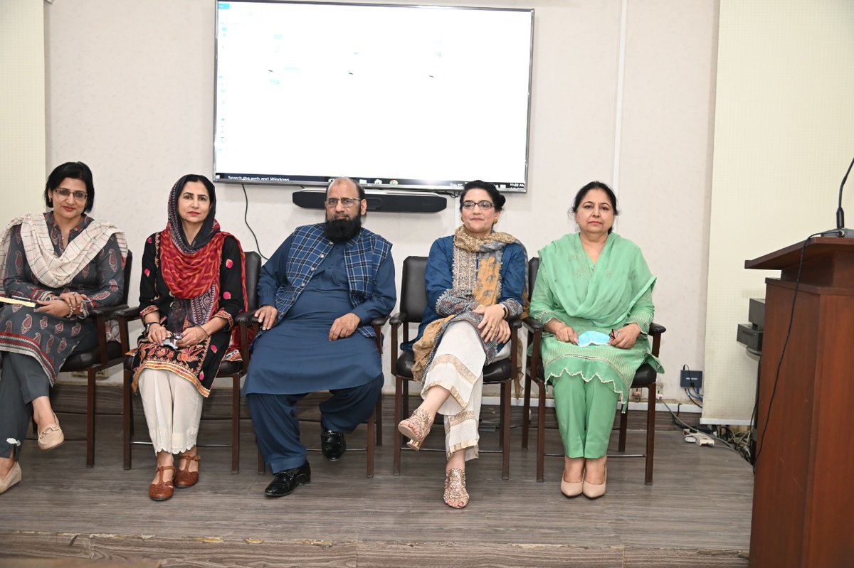 Fatima Jinnah Medical University tweet media