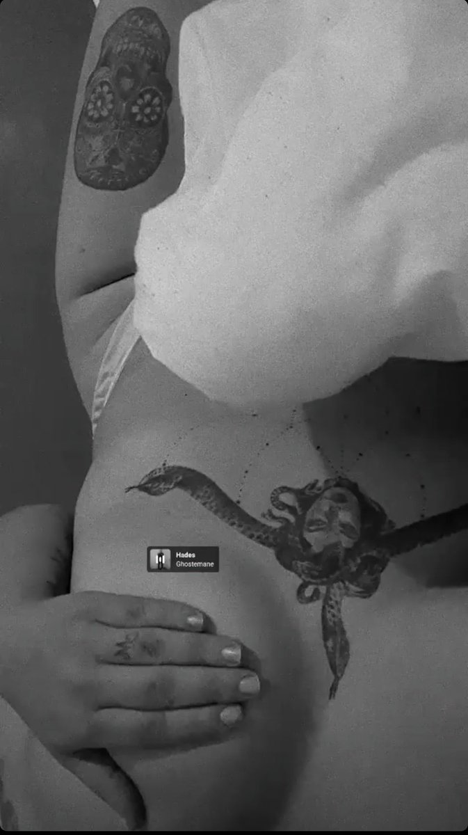 naqueveraki's tweet photo. Sorry not sorry ππ https://t.co/dnsRZ7xS2z
#onlyfans #onlylover #submissive https://t.co/pY9jIofVRE