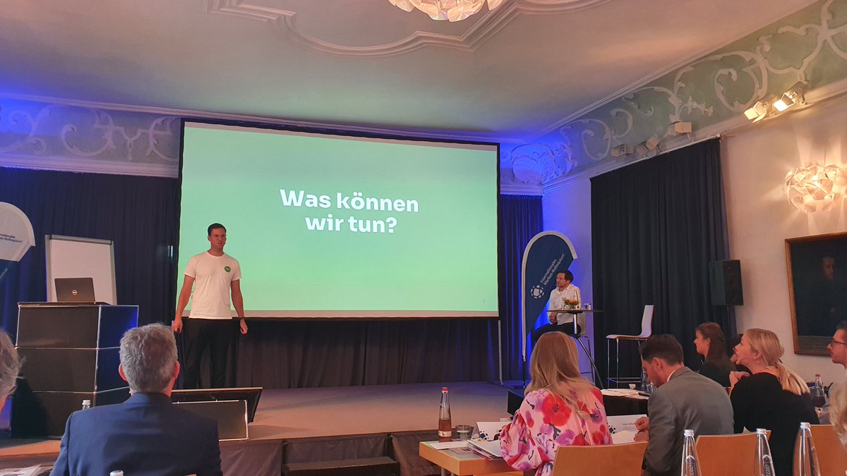 #IMK2022 Was verbirgt sich hinter einem Vortrag mit dem Titel »Polarbären statt Einhörner - nachhaltige Investments neu gedacht!«? Das wissen nur Yannick Frank, Founding Partner des Netzwerks Partners in Clime und Jens Schmelzle, Mit-Gründer &amp; Geschäftsführer der fryd GmbH.