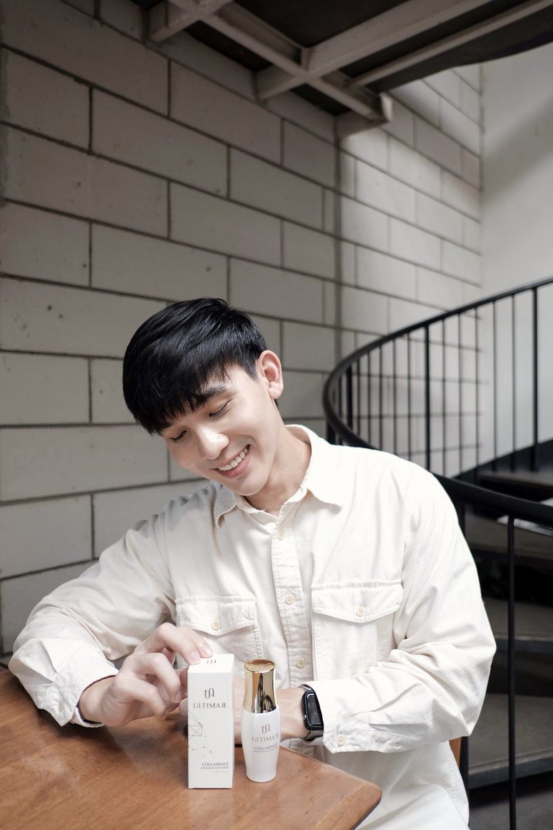 dtechin's tweet photo. คำว่า เข้มข้น คือดีหมด Collagen Essence เข้มข้น CollaSence Advanced Activator ลองใช้กันดู หน้าเด็กมาแน่ เพราะเขาช่วยกระตุ้นการสร้างสร้างเซลล์ผิวได้ดีอ่ะ ลดเลือนริ้วรอยอีก ผิวดูอ่อนเยาว์ เนียนนุ่ม ชุ่มชื่นแน่จ้า
#ULTIMAII #ULTIMAIIThailand #UnleashSkinPotential #ของดีบอกต่อ https://t.co/tKNNV8QsW2