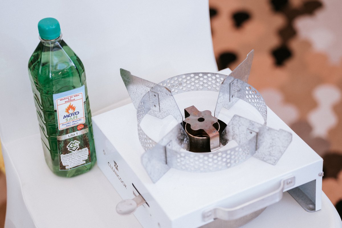 CEOrtTZ's tweet photo. The team had previously presented their project to a panel of judges - Moto Safi provides an inexpensive, clean energy cooking mechanism to Tanzania's lower income bracket households. https://t.co/NIBPAzfZRk