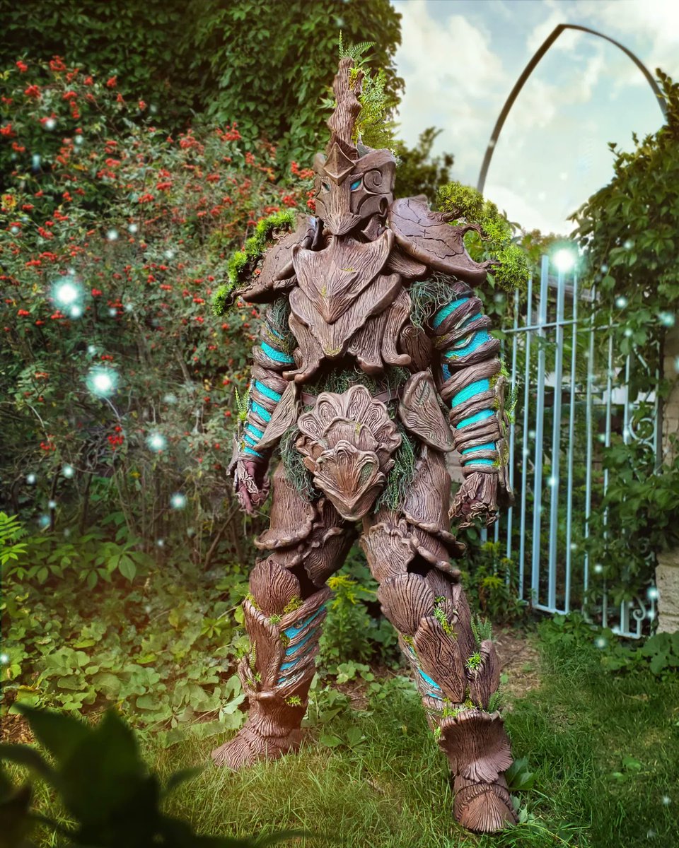 CrayCritter's tweet image. My Nature's Sentinel Cosplay is finished!! Thank you so much @MOCosplay for best in show 🥰
#runescape #fanexpocanada2022