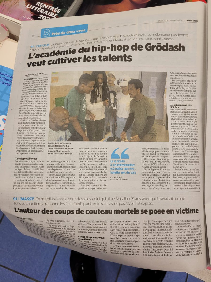 GRODASHIZZLE's tweet image. Merci @leparisien_91 
En route pour cultiver les jeunes talents avec @FlymenVision 
#lacademieduhiphop #lesulis #essonne #transmission
