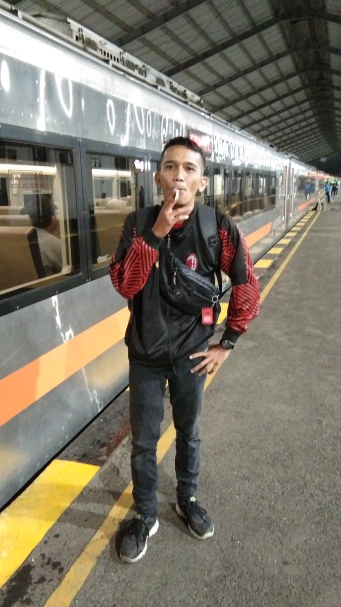 MIsezBrebes's tweet photo. Perwakilan Kami  @amhienpato &amp; Ibnu Khajar Memulai perjalanan menuju #Gathnas2022 @MilanistiOrId  #Showmustgoon https://t.co/xL7ZVahPlw
