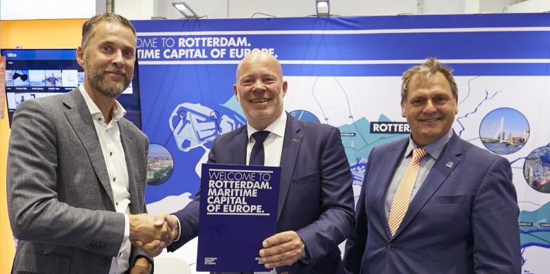 Rotterdam Maritime Capital of Europe (@capitalmaritime) on Twitter photo Strategic cooperation agreement @europort2023 and <a href="/rotterdam/">Gemeente Rotterdam</a>.
Both are established brands in the maritime world and share an equal vision as well as a joined ambition to lead the transition to a sustainable and innovative maritime sector. ➡️bit.ly/3cRG6GR Strategic cooperation agreement @europort2023 and <a href="/rotterdam/">Gemeente Rotterdam</a>.
Both are established brands in the maritime world and share an equal vision as well as a joined ambition to lead the transition to a sustainable and innovative maritime sector. ➡️bit.ly/3cRG6GR