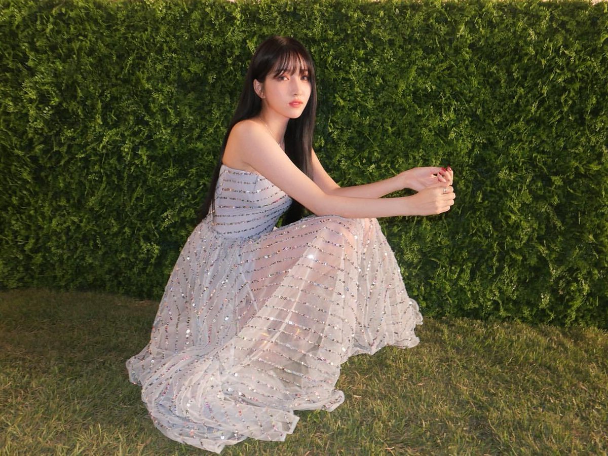 zzaa_nn's tweet photo. Next time semoga Sowon sama Yerin bisa dapat penghargaan di dunia akting, menyusul Yuju dan Viviz yang mulai dapat penghargaan di dunia musik 🥰🥰
Semangat Buddy, Na.V, Luvu

#GFRIEND #여자친구 #KIMSOJEONG #김소정  #SOWON #소원 #YERIN #예린 https://t.co/yISFgZhOx4