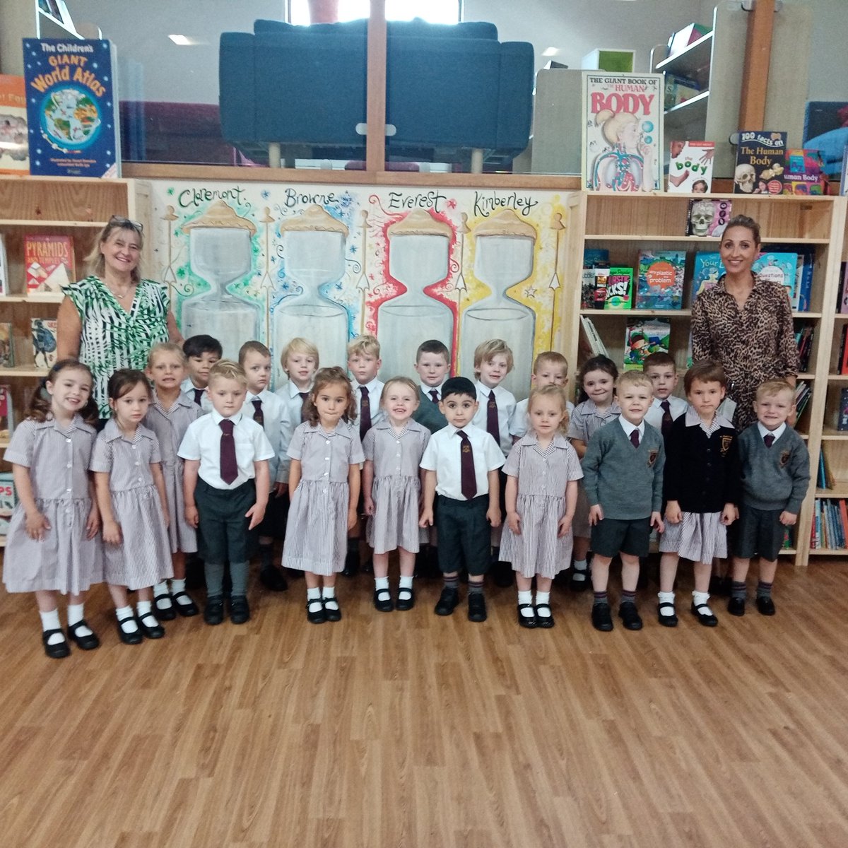 stmarys_prep's tweet photo. A fantastic first day Reception. We  are so proud of you ❤️#firstdayinschool #friends #Receptionclass https://t.co/PdjPgvN5p0