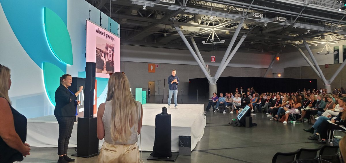 skeestylus's tweet photo. There are a few rock stars that speak at @inbound every year Jay Schwedelson is at the top of my list. The email whisperer is speaking... @worldata @SubjectLine @GuruEventsNews
#INBOUND22 https://t.co/J5MwPzkgpr