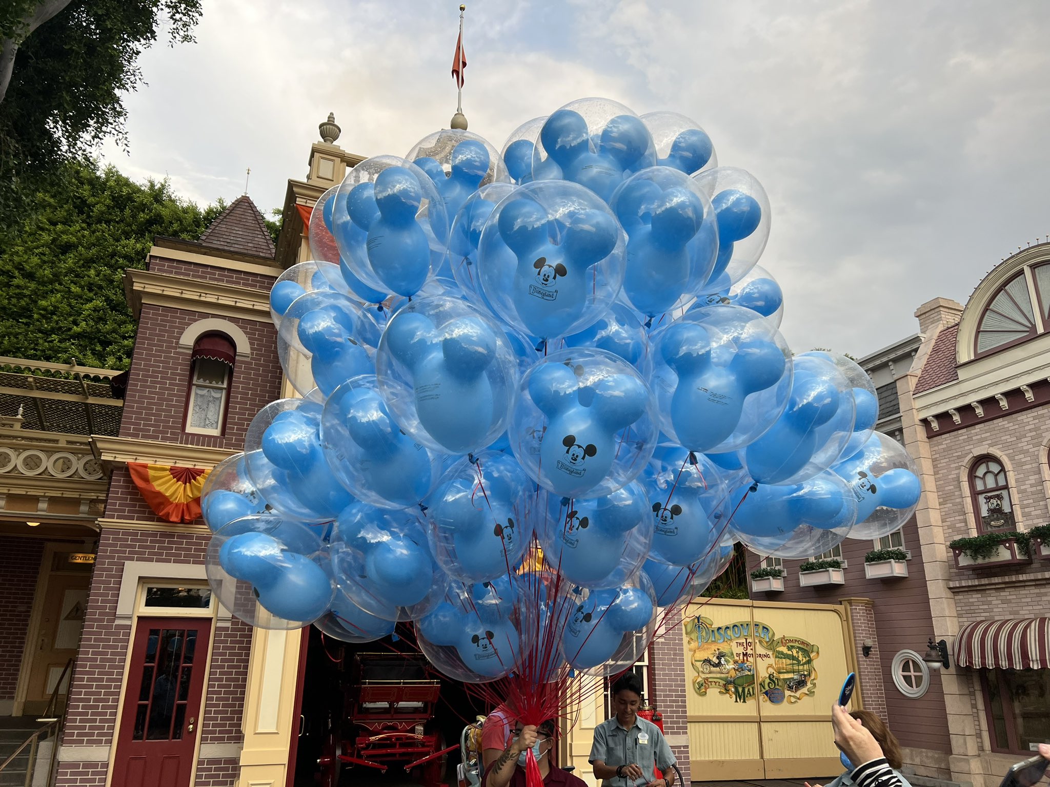 Disneyland News Today on X: They're giving out blue Mickey