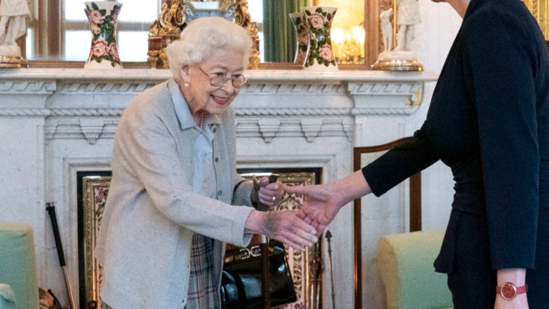 adnradiochile's tweet photo. 🔴 AMPLIAMOS | Medios británicos sobre salud de la Reina Isabel II: médicos están "preocupados" https://t.co/vnNNrlX5dw https://t.co/0cujUb1tlt