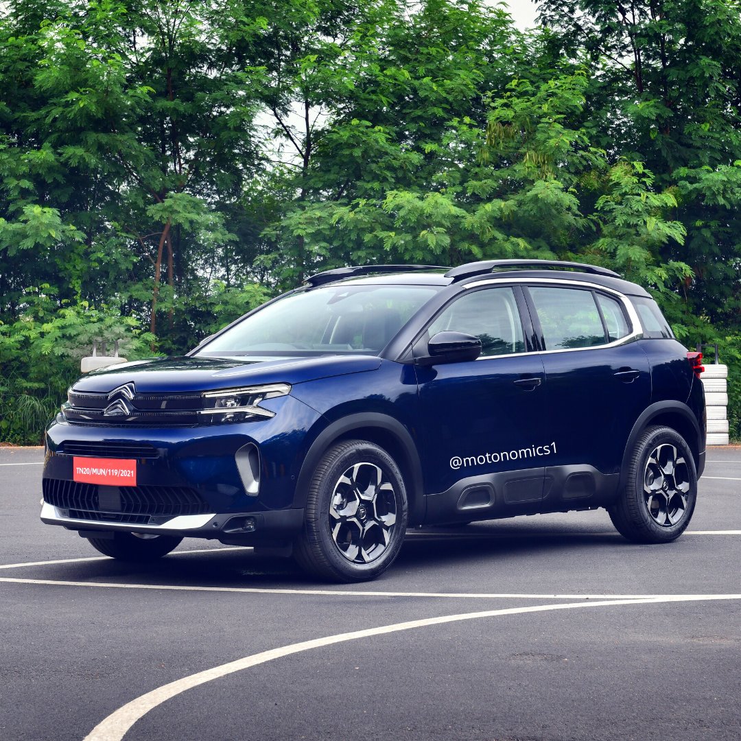 Motonomics1's tweet photo. 2022 @CitroenIndia  C5 Aircross Facelift launched: Priced at Rs 36.67 lakh🇮🇳
Key Changes-🚨
☑New 18-inch wheels
☑Engine Remains Same- 177hp, 2.0-liter diesel engine
☑Redesigned AC vents
☑New 10-inch touchscreen infotainment
#C5AircrossSUV #ComfortClassSUV #citroeninindia https://t.co/tRAdtzHjkk