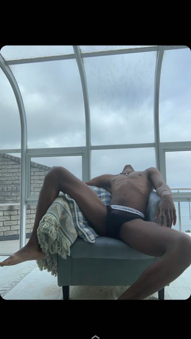 Watch Apu Apustaja's leaked NSFW photo on TwXstars