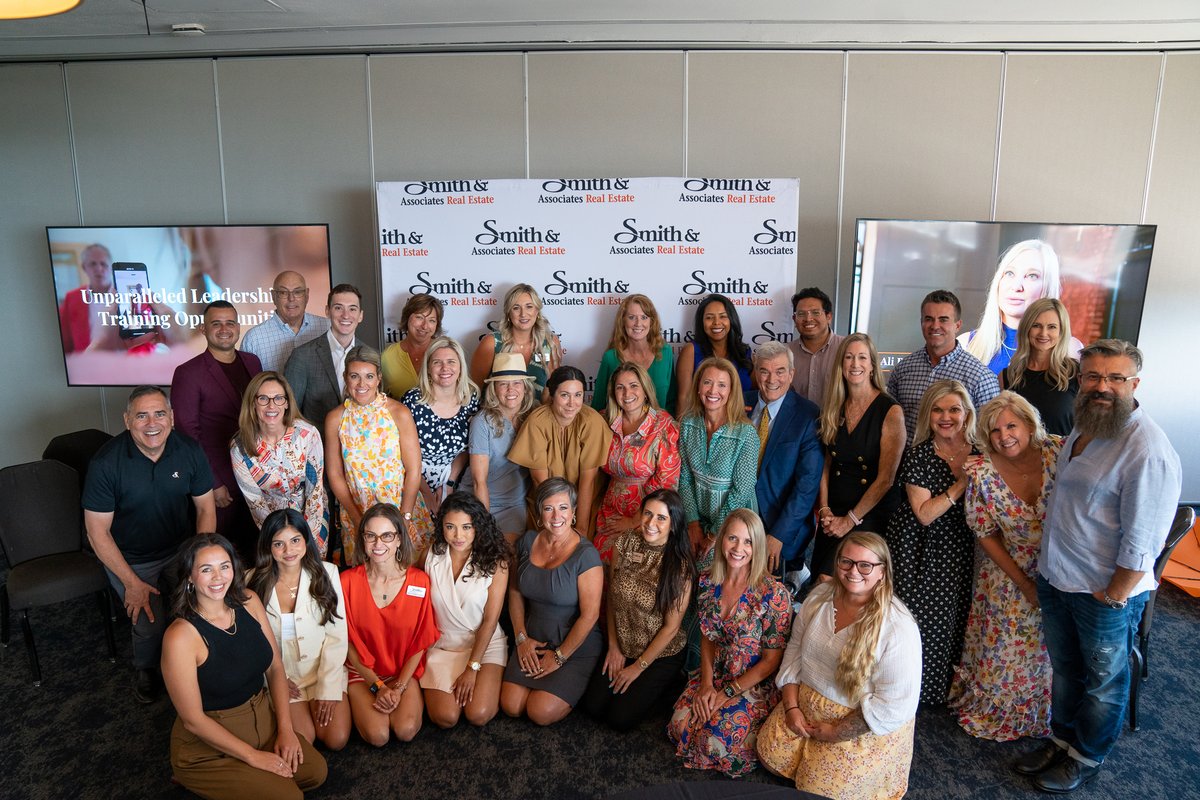 smith_associate's tweet photo. We enjoyed a celebration with some of our associates who have joined the Smith & Associates Real Estate team over the past year or two.🧡 #SmithIsHome
Ready to make Smith your home? 👉 Visit https://t.co/mDnZCPcTNh or send us a message. 📩 https://t.co/OJgtpwEYuZ