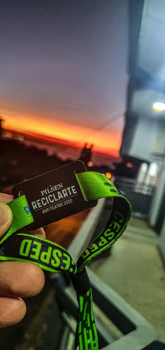 Que buen tbt, ya es hora de renovar la pulsera 😎
<a href="/ReciclArtePY/">Pilsen ReciclArte</a> @NoePaez_13