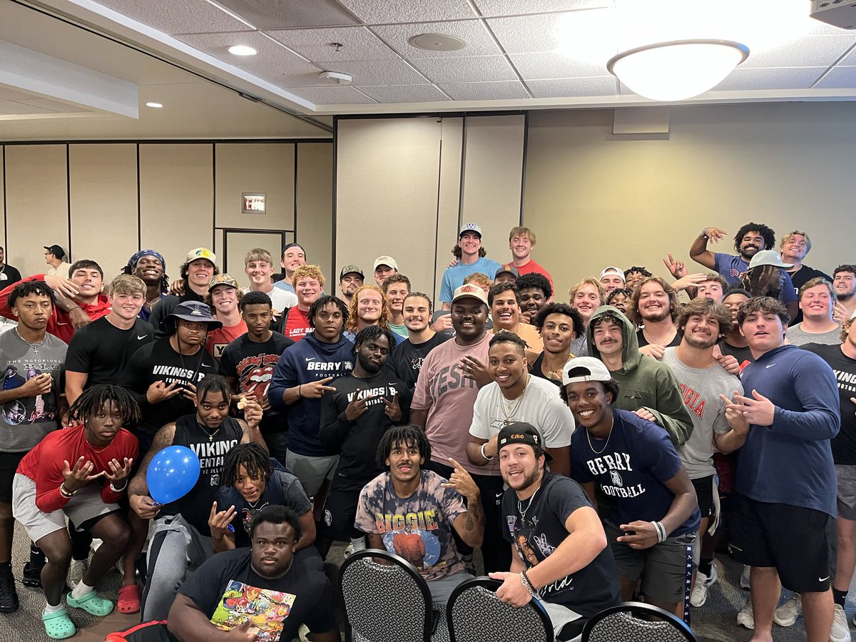 BCCoachK's tweet image. Lots of support last night for ⁦@trentknighting⁩ giving his testimony by ⁦@BerryFootball⁩! #BUILD