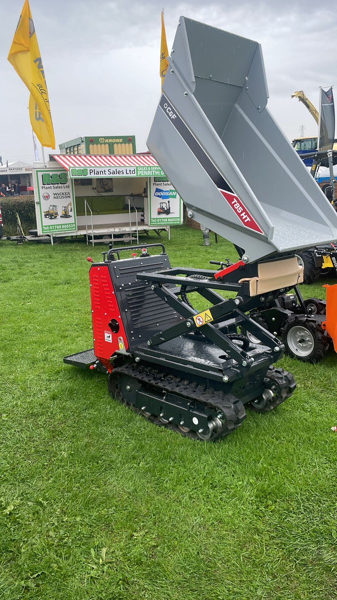 cfminidumper's tweet photo. R&amp;S Plant Sales (Penrith) at the Westmorland Show Kendal today displaying @cf_equipments C&amp;F Tracked T85 Mini Dumper https://t.co/q2T6th6qE6