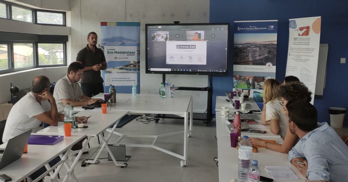 RetisInnovation's tweet photo. ⭐ Deuxième journée de pitch coaching #Ecomasterclass Toulon par @TVT_Innovation  !  Avec le support de @Veolia_FR et de @metropoleTPM, en partenariat avec l'@ADEME et #Retis

 💪 Avec Guillaume Ménard notre coach de #BretagneCompétitivité et notre talent-pool d'experts https://t.co/DpeoFZOJ7R