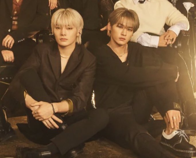 jeongho loops (@jeongholoops) on Twitter photo 