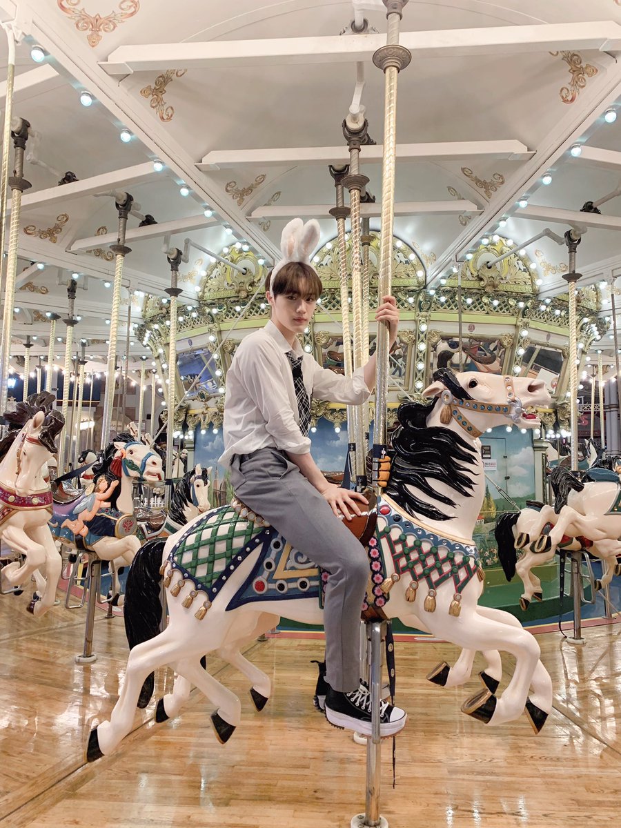 ask_1130's tweet photo. 🤍🐰🤍🐰🤍🐰🤍🐰🤍🐰🤍🐰🤍🐰사랑스러운 우리 막내 현서기 생일축하해!
#바니바니_현석이_생일축하해
#TODAY_IS_HYUNSUK_DAY
🤍🐰🤍🐰🤍🐰🤍🐰🤍🐰🤍🐰🤍🐰 https://t.co/PXanwxFnLt