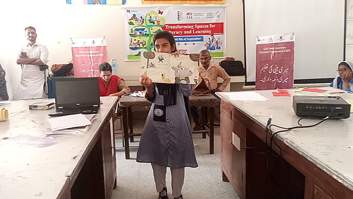 itacecorg's tweet photo. Girls Lower Secondary Education Program (#GLSEP) under #ITACEC arranged two days workshop with Girls Education & Enterprise Alliance (#GEEA) leaders and GLSEP beneficiaries in relation to #WorldLiteracyDay The participants were taught many skills related to books and stories
Day1 https://t.co/AFycyLcCWH