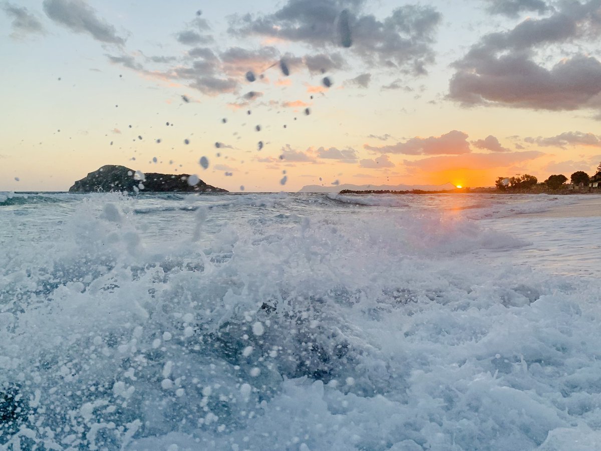 In beautiful Chania, Crete, Roland giving a keynote lecture at the 36th European Colloid and Interface Society Conference. Grateful for the chance to present some of our work on cellulose nanocrystal suspensions!

#rheo_chalmers #ECIS2022 #WWSC #rheology #softmatter