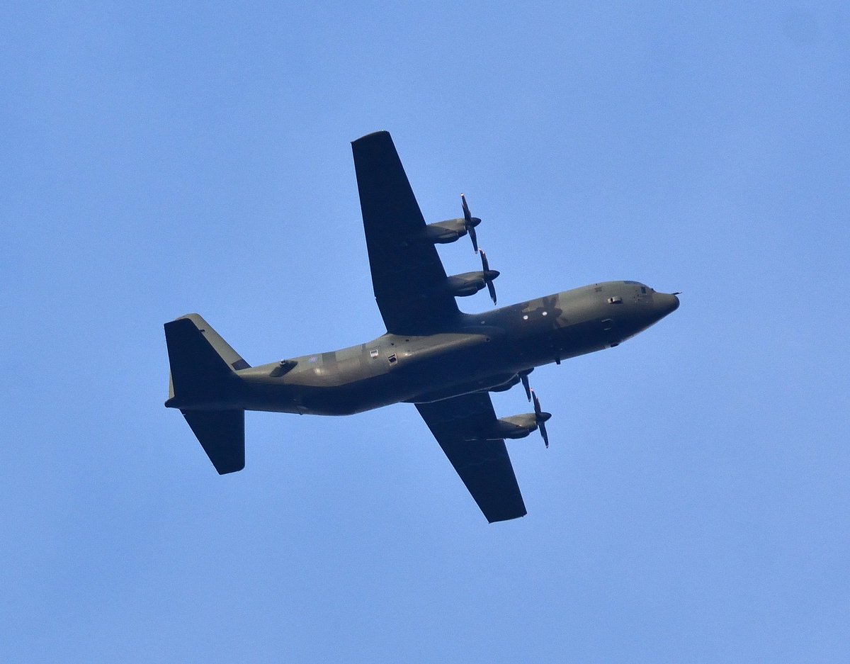 Jo D'Arcy (@spotterjod) on Twitter photo 2x C-130 Hercules 
ZH865 Omen1 & ZH877 Omen2 of <a href="/RoyalAirForce/">Royal Air Force</a> departing <a href="/RAF_Leeming/">RAF Leeming</a> as part of #exchameleon 6/9/22 <a href="/RAFBrizeNorton/">RAF Brize Norton</a> @SpotterPD  @24SqnRAF <a href="/AviationDel/">DEL Aviation</a> <a href="/NWSAcaster/">Ray Browell Photography</a> 2x C-130 Hercules 
ZH865 Omen1 & ZH877 Omen2 of <a href="/RoyalAirForce/">Royal Air Force</a> departing <a href="/RAF_Leeming/">RAF Leeming</a> as part of #exchameleon 6/9/22 <a href="/RAFBrizeNorton/">RAF Brize Norton</a> @SpotterPD  @24SqnRAF <a href="/AviationDel/">DEL Aviation</a> <a href="/NWSAcaster/">Ray Browell Photography</a>