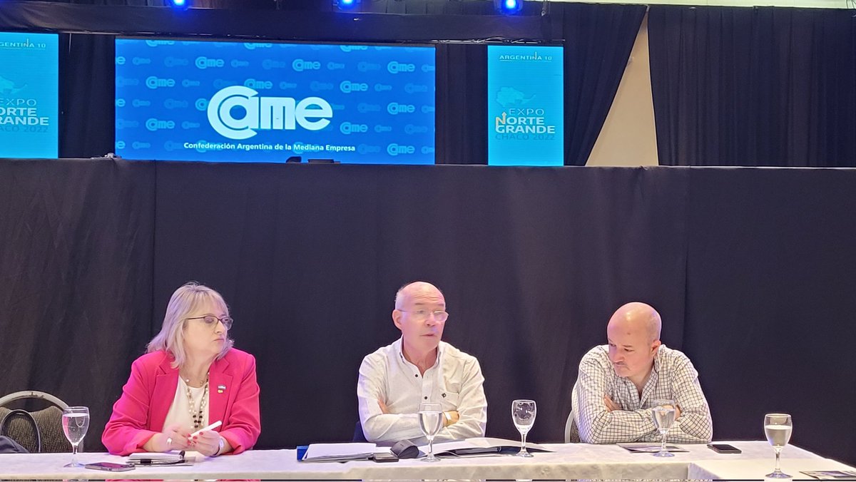 redcame's tweet photo. 🤝 En el marco de la #ExpoNorteGrande, y junto a los principales dirigentes y empresarios #pyme de la región, se realizan los encuentros sectoriales de @ComercioCAME e @IndustriaCAME para abordar problemáticas comunes a la actividad en las provincias del #NorteGrandeArgentino 🇦🇷. https://t.co/l7FxAbtYvU