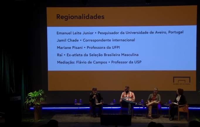 EmanuelLeiteJr's tweet photo. Ontem tive a honra de compor a mesa Regionalidades no 4º Simpósio Internacional de Estudos sobre Futebol. Agradeço imensamente ao professor Flavio de Campos pelo convite. https://t.co/nODgGYYTy8