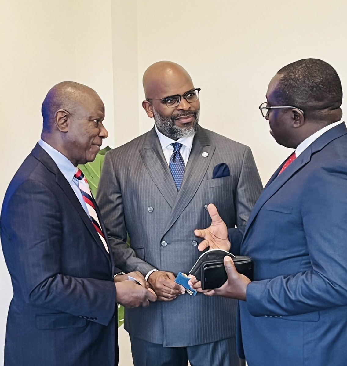 It was a pleasure to join <a href="/USChamberAfrica/">U.S.-Africa Business Center</a> for the #AdvanceWithAfrica roadshow in #Atlanta.  <a href="/PresidentBio/">Barram</a> @TravisLAdkins <a href="/USADF/">U.S. African Development Foundation</a>  <a href="/Prof_DJFrancis/">Prof.David J Francis (Minister of Foreign Affairs)</a> <a href="/YaoGuevera/">Guevera Yao</a>