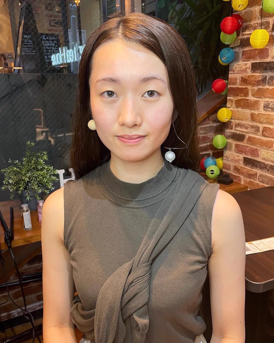 すごい変化！！一重の人のメイクビフォーアフター！