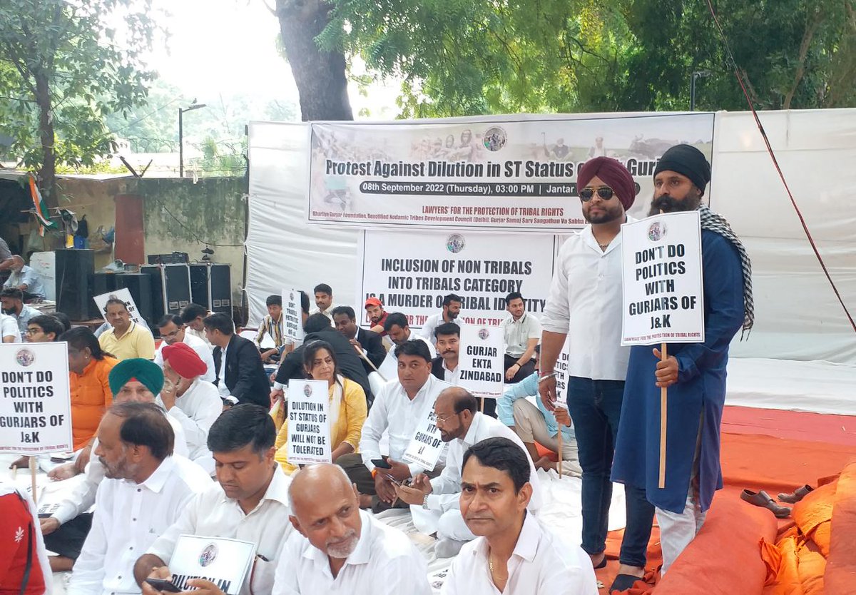 Gujjar Advocates of Delhi,held a strong Protest today at Jantar Mantar, in support of Gujjar Bakerwals of J&amp;k &amp; Urged the GOI, that no attempt should be made with respect to add Upper castes people into ST Status.Dilution of ST Status will lead bad consequences. warned.