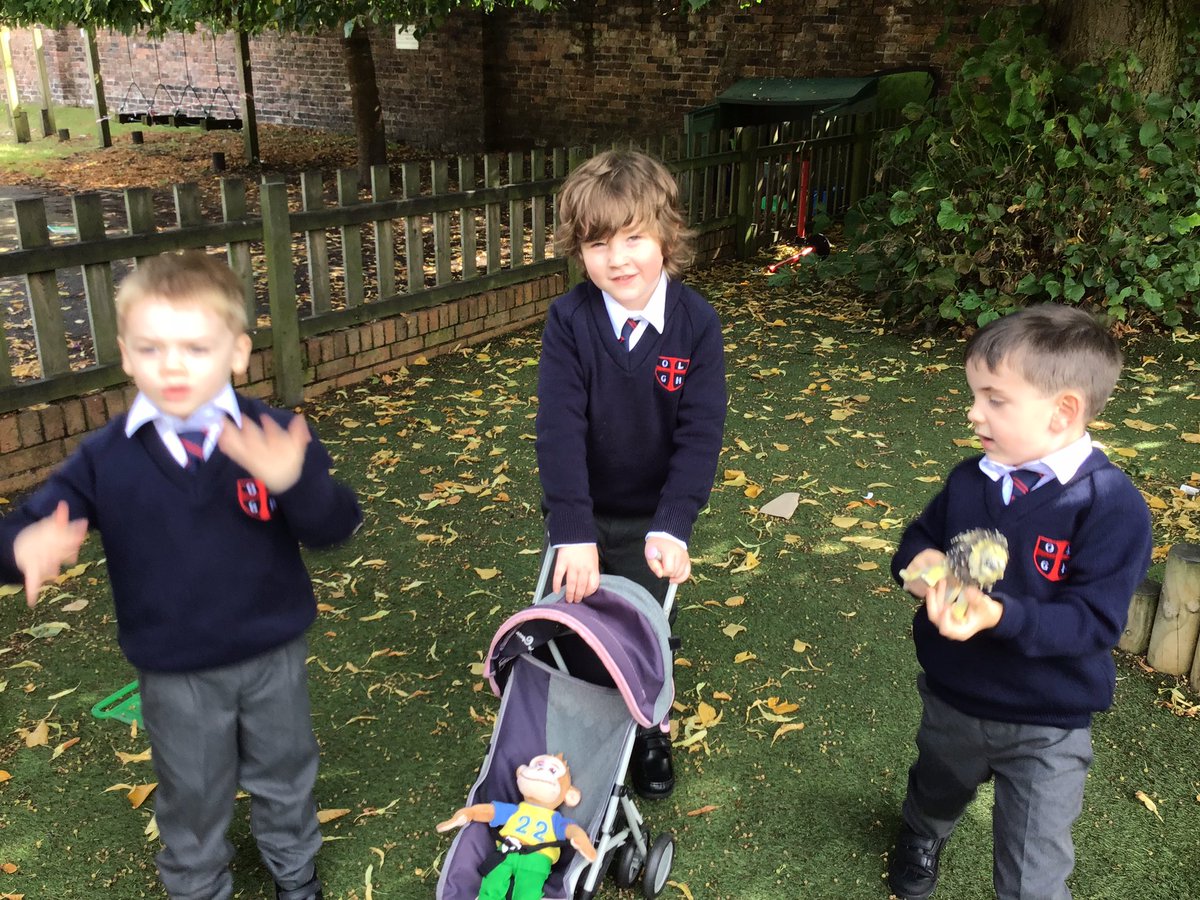 olgheyfs's tweet photo. The children have settled in really well and are making friends. #OLGHEYFS #OLGH #OLGHeyfs #NewSchoolYear #newschool #friends #friendship #newactivities #settlingin #confidence #independence https://t.co/Iz7w87bKcr