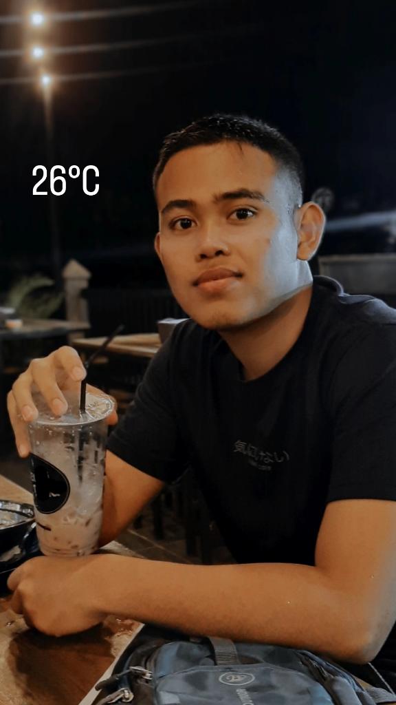 SharponeM's tweet image. +1 tahun... -1 tahun jatah hidup...
#HappyBirthday #kafe #malamjumat