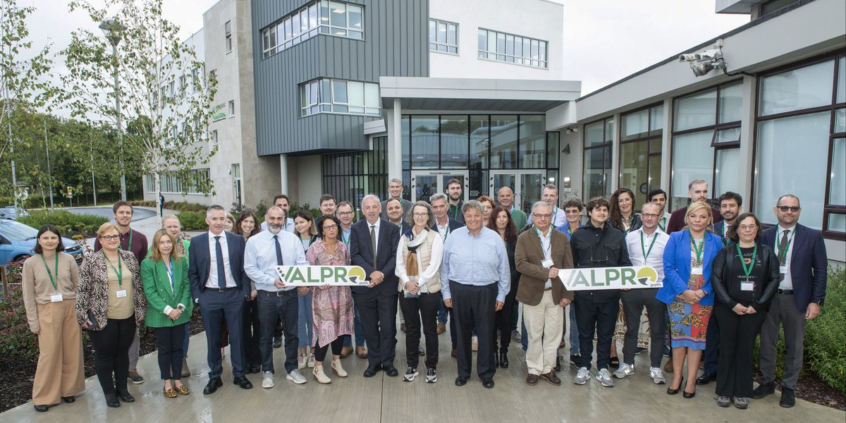 VALPRO_Path's tweet photo. Live from our kick-off meeting in Ireland!

Let's work together to bring a much-needed change to the European #plantprotein landscape!🚀

Stay tuned and check our press release for more info 👉 https://t.co/6A1LL3p7DL
#VALPROPath #horizoneu https://t.co/dAWiYPRUDj