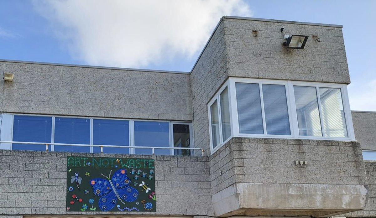 Muntsy's tweet media