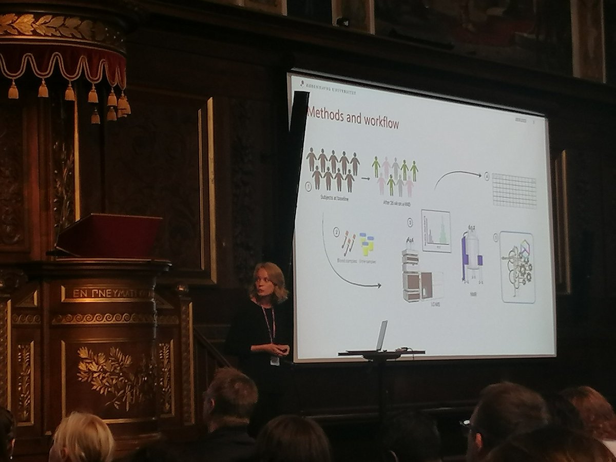 JanStanstrup's tweet photo. @KPigsborg giving a presentation on "Predicting weight loss success on a New Nordic Diet" at the #NMetC2022. She shows that successful weight loss can be predicted by metabolomics. https://t.co/TgfsnK0UsN