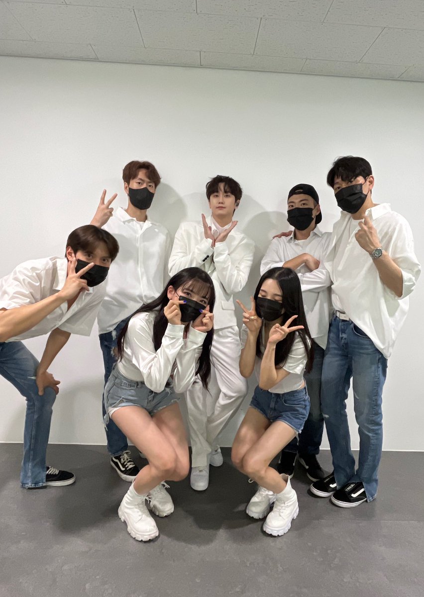 playmaker_enm's tweet photo. [#YS_ONAIR]

📺 잠시후 오후10시 본방사수! 

📎 https://t.co/JdJZC69MuD 

스노우 프린스 자체인 허프린스 🤍

#스노우프린스 #허영생
#추석특집 #드림콘서트
#국가가부른다 #국가부 #추석특집 https://t.co/TO4FXoZes9