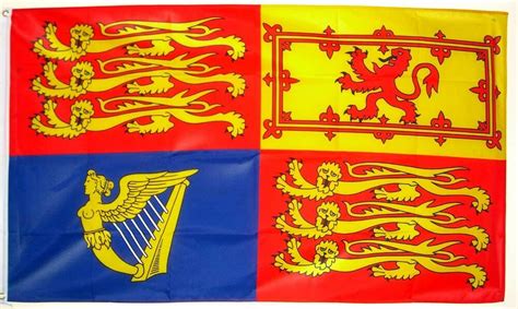 People pray for queen Elizabeth