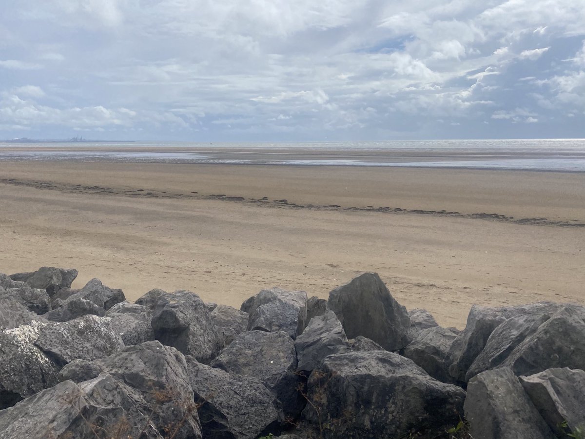 My criteria for a decent business school. 1: must be near a beach. Um,that’s it. Was only ⁦<a href="/NOVAunl/">NOVA</a>⁩ that met the brief. After #ieec2022 I am adding ⁦<a href="/SwanseaUni/">Swansea University</a>⁩ to the list. Yes, 
even in the drizzle. Where next?