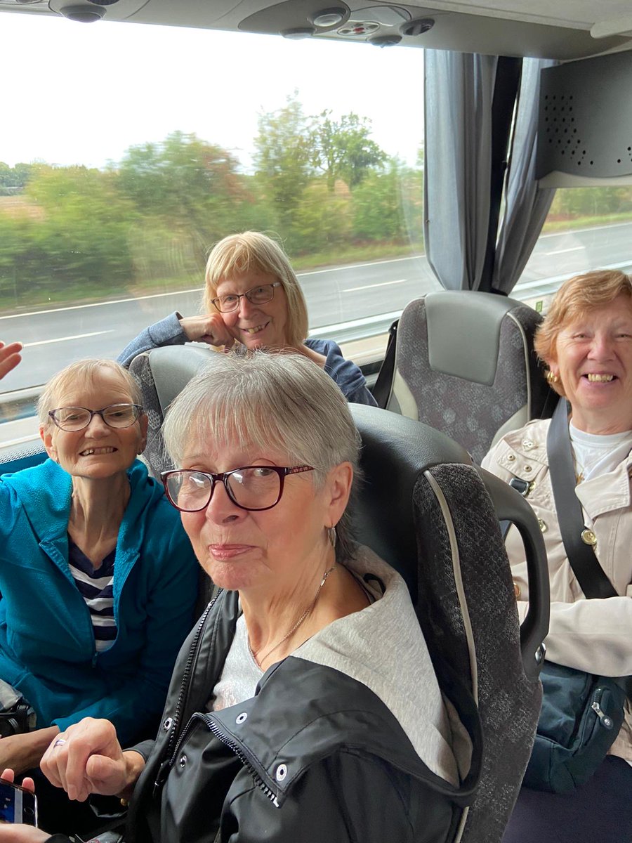 CAFCTrust's tweet photo. 48 of our @efltrust Extra Time Hub participants are in #Hastings for the day! They're currently having some fish &amp; chips for lunch before a walk along the seafront. @Sport_England https://t.co/hvaW6wz9X2